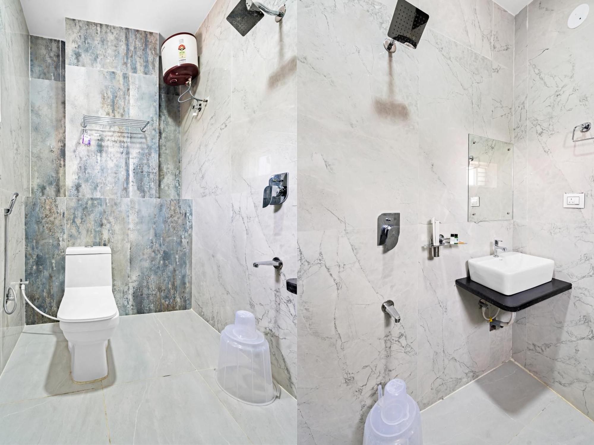 Hotel Sky Land Khammam Екстериор снимка